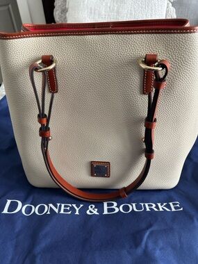 Dooney & Bourke Briana tote with pouch